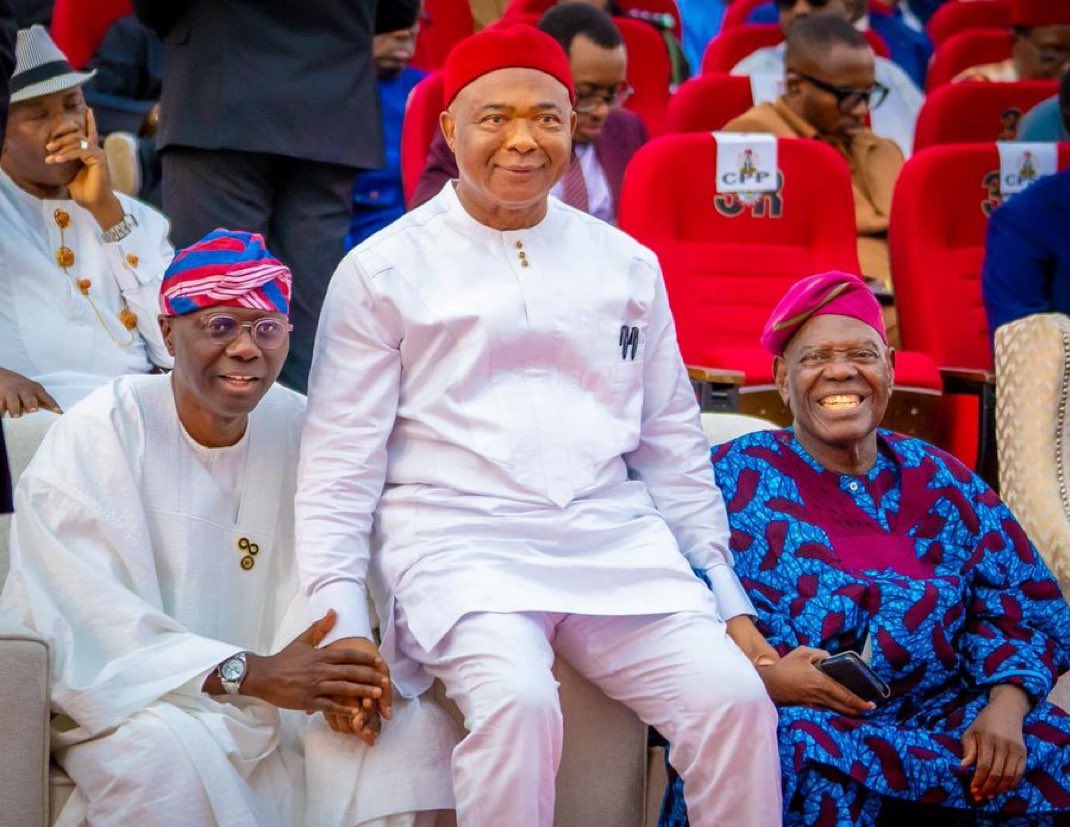 2020Kelechi's tweet photo. The worst political stooge in Biafra land.  @HopeUzodinma https://t.co/O39uaoCgja