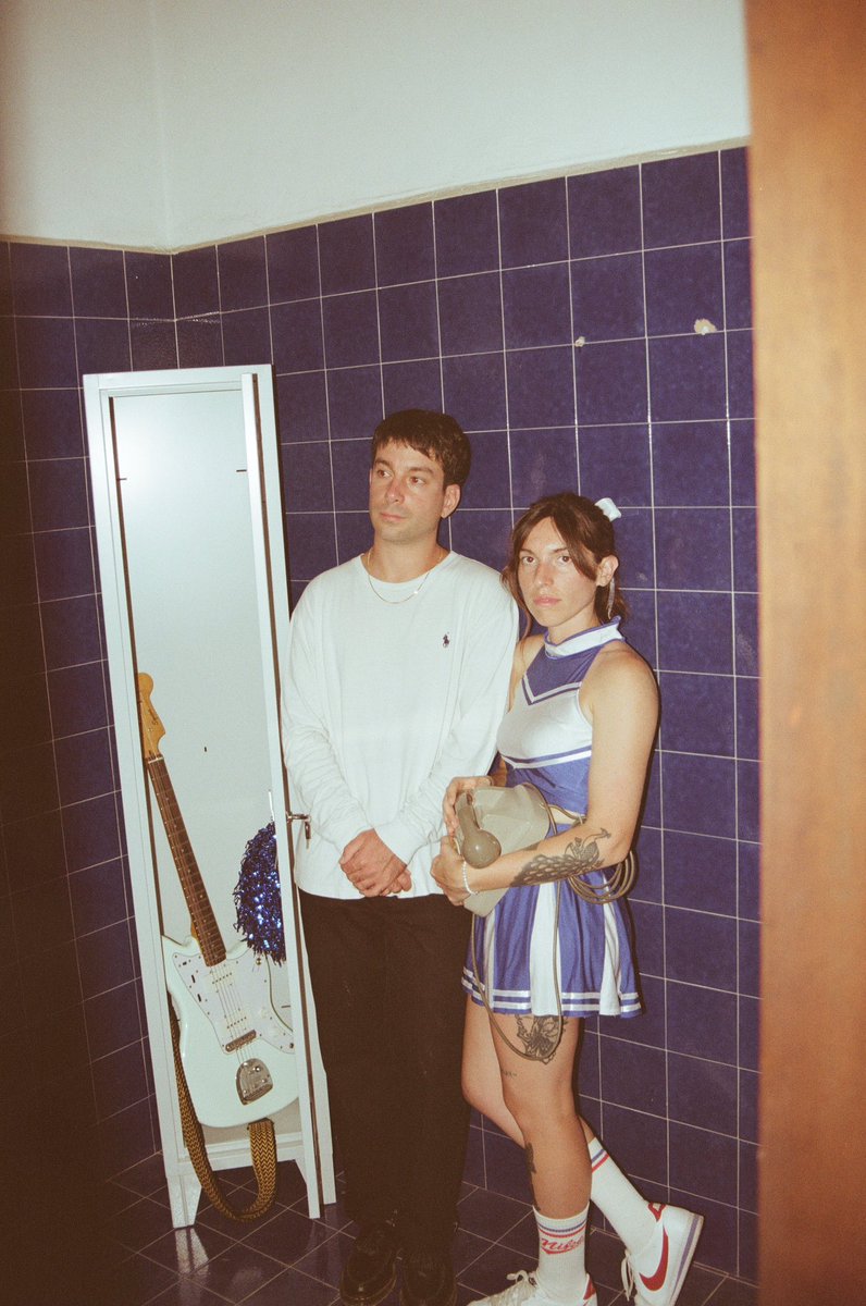 one week of “nevermore”. 

ffm.to/nevermoreeight…

shot by <a href="/ehliogomme/">Hélio Gomes</a>