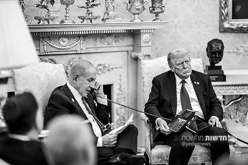 أمة تغفل عن مصيرها، مقطعٌ يقرع أجراس الإنذار لمحمد الماغوط، من كتاب سأخون وطني:
أمة بكاملها تحل الكلمات المتقاطعة وتتابع المباريات الرياضية، أو تمثيلية السهرة، والبنادق الإسرائيلية مصوبة إلى جبينها وأرضها وكرامتها وبترولها.
كيف أوقظها من سباتها، وأقنعها بأن أحلام إسرائيل أطول من