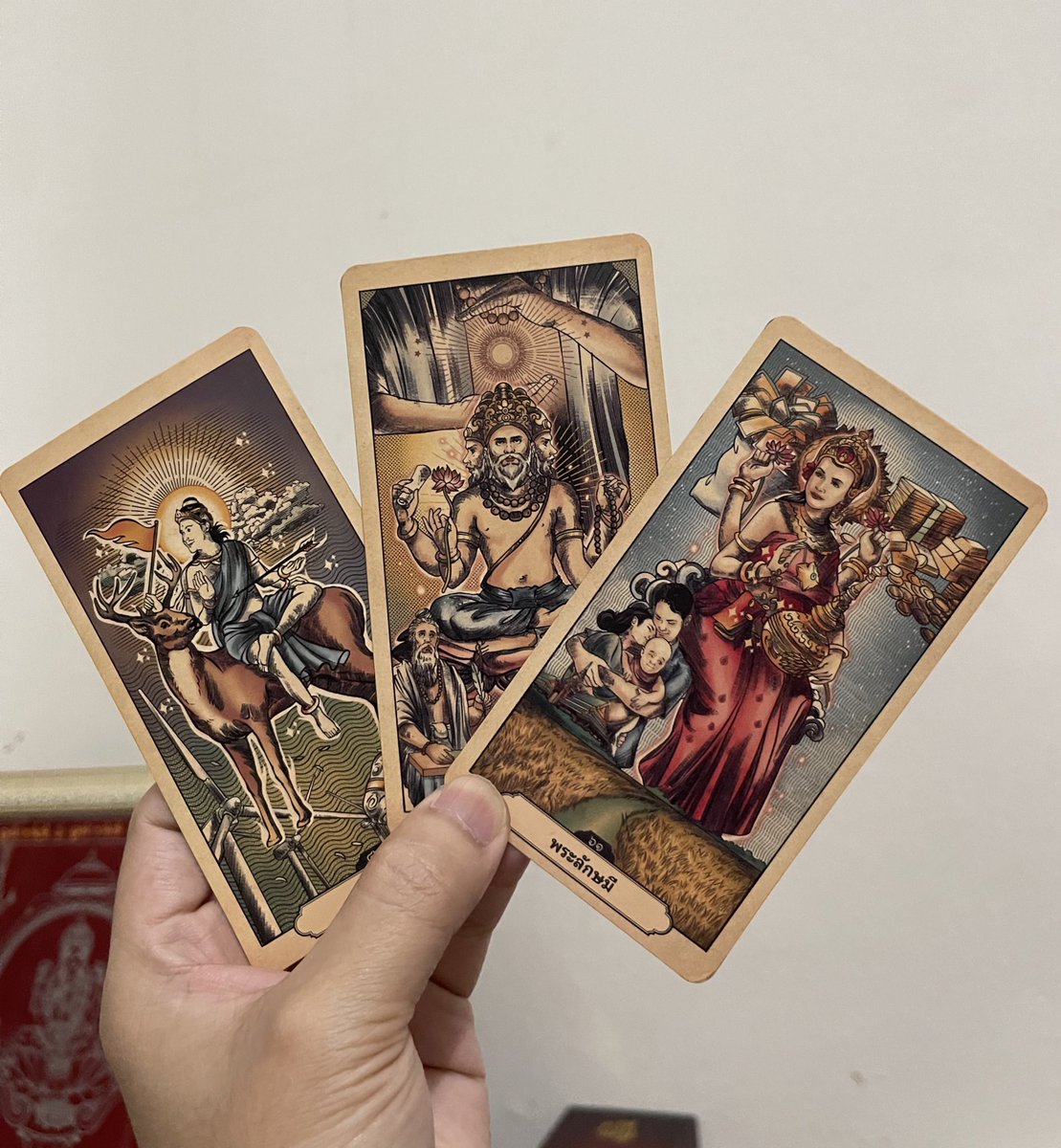 ดวงนี้ถึงตัวคุณถึงแม้วันนี้งวดนี้คุณจะไม่ถูกหวยรวยโชคแบบคนอื่นเขา แต่ดวงเหมือนจะสื่อว่าความโชคดีความสำเร็จของคุณมันจะพัดพาเข้ามาหาคุณในไม่ช้าในเร็วๆนี้ สิ่งที่คุณไม่เคยมีแบบคนอื่นเขาคุณก็จะมีขึ้นมาได้ เมื่อคุณขยันเทพเทวดาจะหนุน แม้คุณไม่รวยโชคถูกหวยแบบคนอื่นเขา