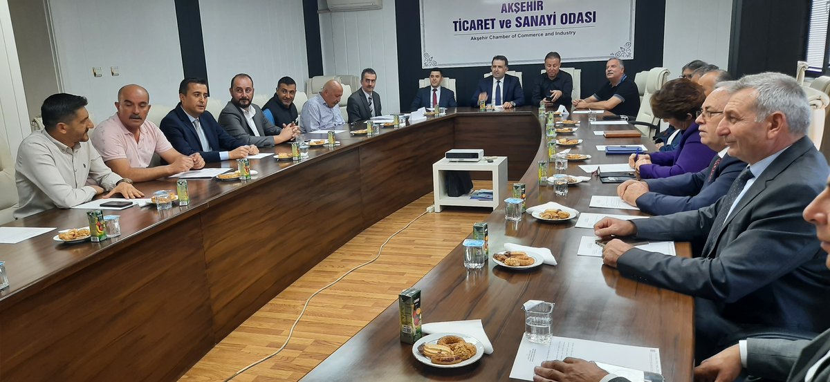 Akşehir Cumhuriyet Başsavcılığı Koruma Kurulu Başkanlığı'nın 2025 yılı üçüncü toplantısı 25.09.2025 tarihinde C. Başsavcısı Mustafa ABUR başkanlığında, Ticaret ve Sanayi Odası ev sahipliğinde gerçekleştirildi. Kurula yapılan başvurular görüşülerek karara bağlandı.