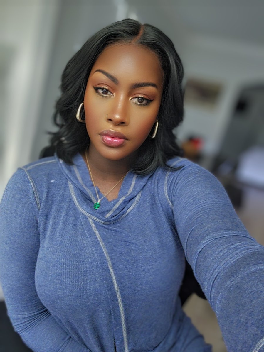 O𝔠𝔱𝔬𝔟𝔢𝔯 ꨄ︎