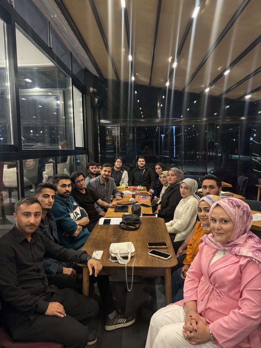ÜniAk Sivas Ailesi olarak yeni dönemde aramıza katılan arkadaşlarımızın kulübümüze kayıt işlemlerini gerçekleştirdik.
Yeni döneme tüm hızımızla devam ediyoruz.

#İlkDurakÜniAK 
#seninyerinüniak
#KampüseHoşgeldin
#cumhuriyetüniversitesi