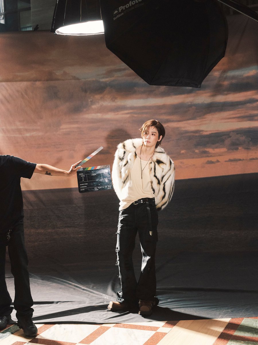 When you acquire an understanding of the science behind light and what governs it, then you can predict its behavior and control the lighting in photographs.