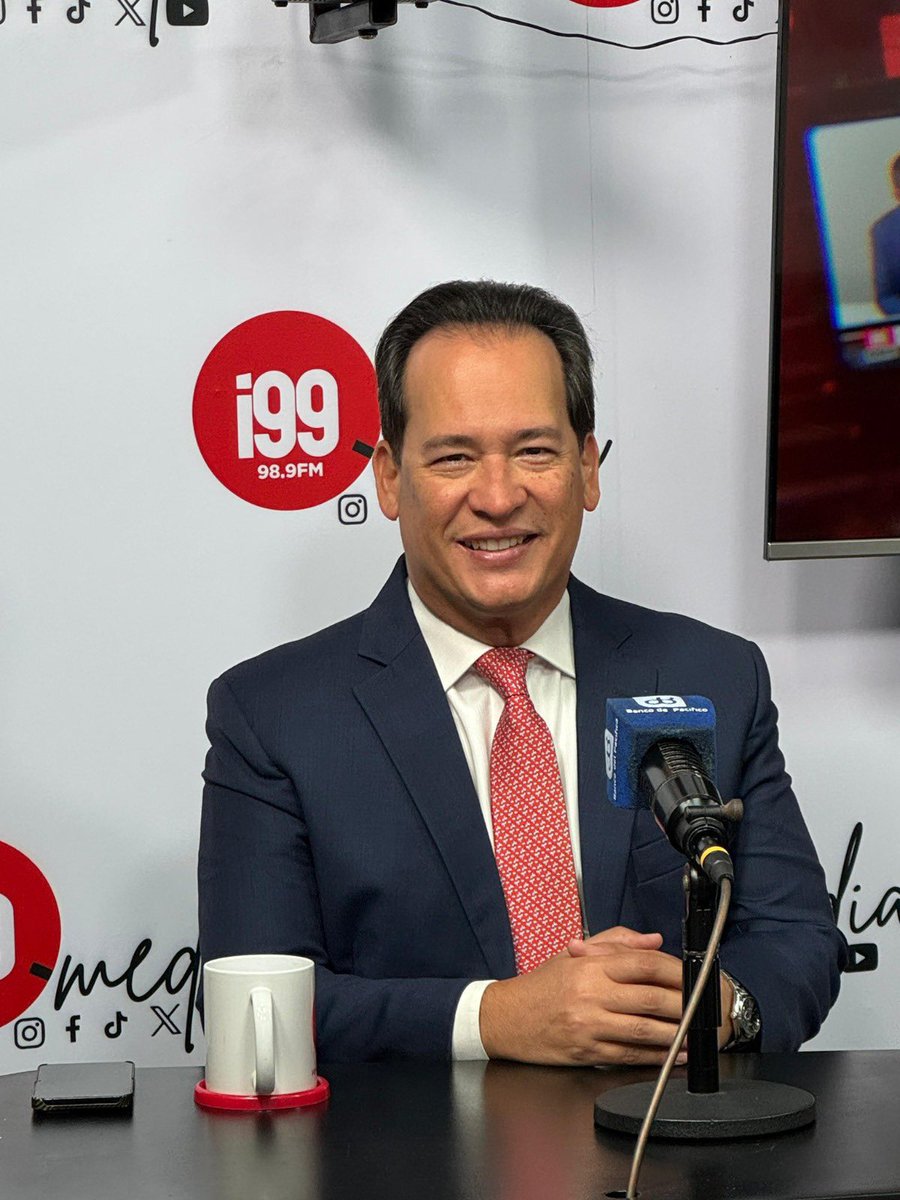 “La Constitución no debe entenderse como un instrumento para distinguir vencedores y vencidos. Esa lógica corresponde únicamente al ámbito electoral, donde el resultado define con claridad a quienes triunfan y a quienes no.”

Henry Cucalón | Panelista. En nuestro programa