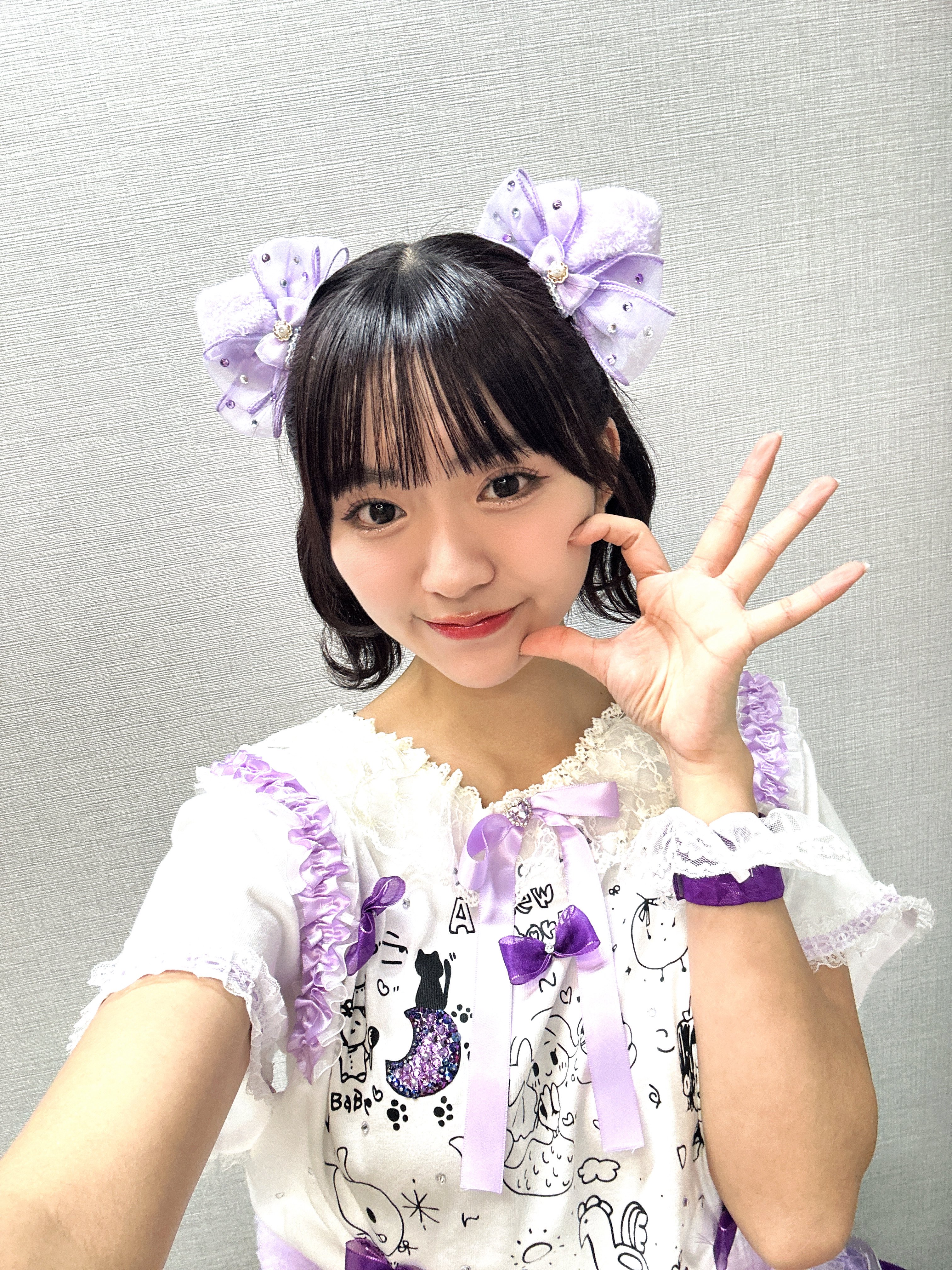 【最終値下】豊田ルナ 直筆サイン＆シリアルナンバー入り　アクリル額装ポスター サイン入り】豊田ルナ 写真パネル (直筆サイン＆直筆シリアル