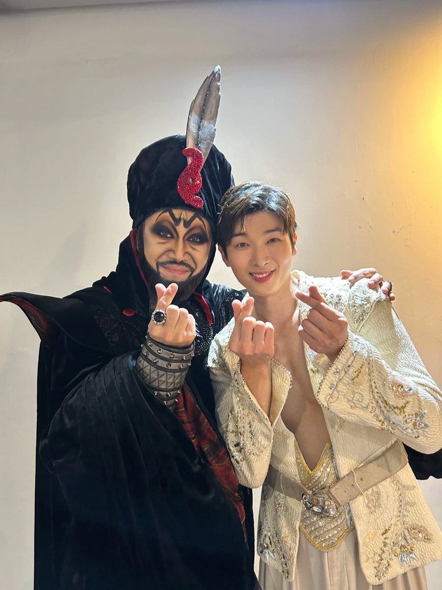 neulever's tweet photo. 완쟈🤴 https://t.co/elRgoBK1lL