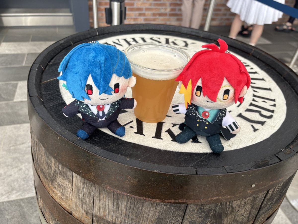 410_24p's tweet photo. この間初めて阪神競馬場に行ってきた。怒号と祝福が飛び交う異様な雰囲気が楽しかったꉂ 📣 https://t.co/qubF8IxaqC