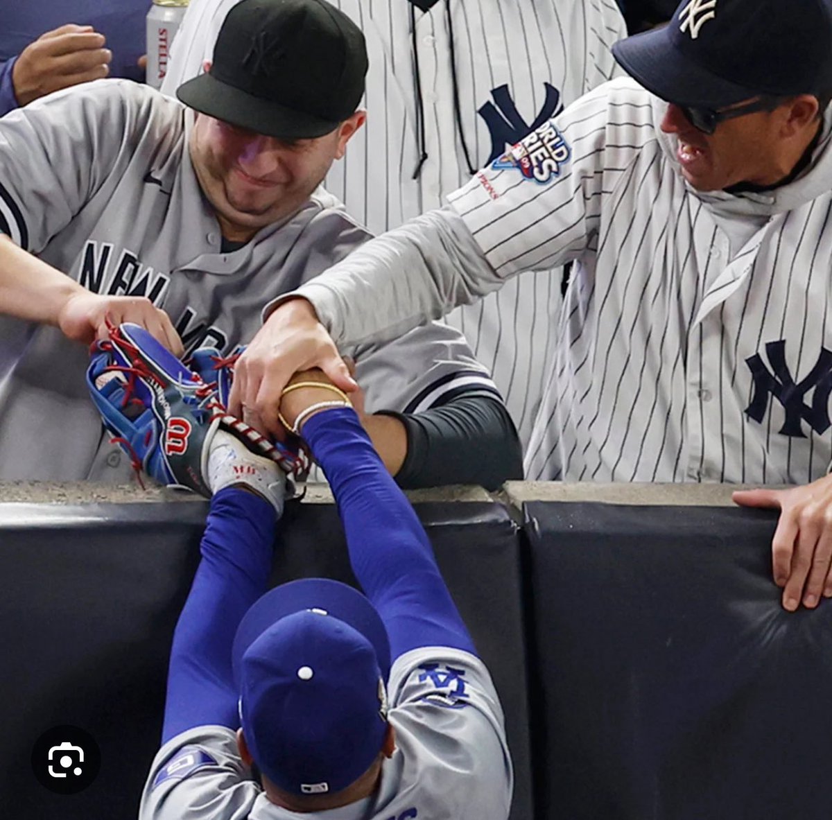 Charles Wilson tweet media