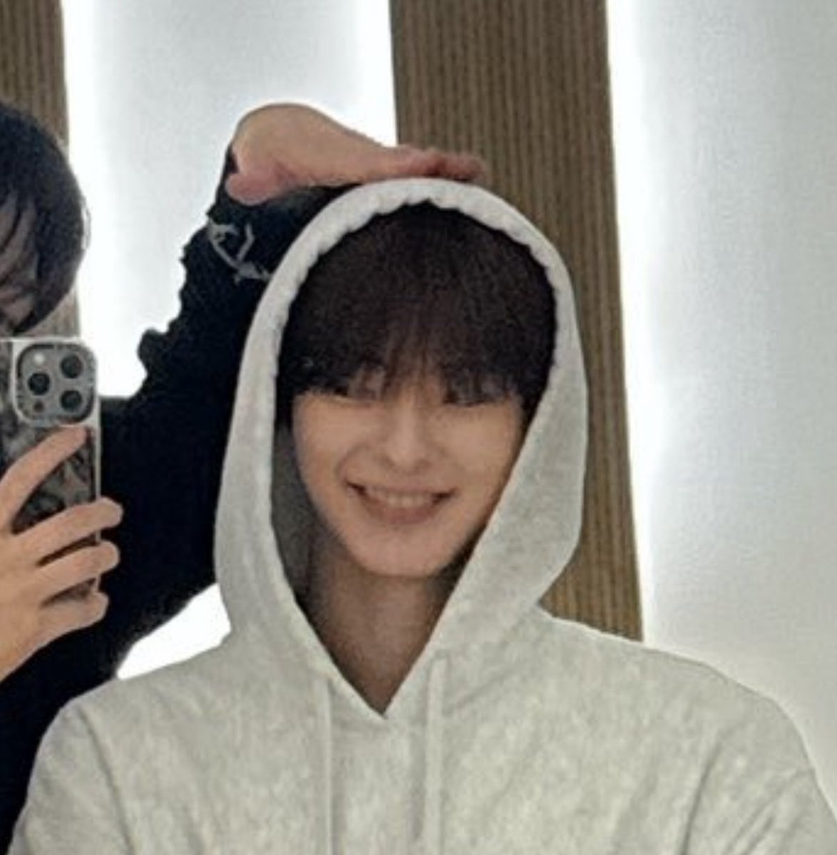 kangwjins tweet picture