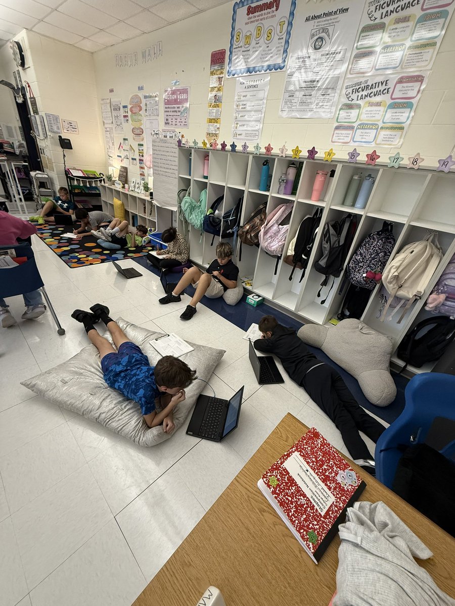 Robin Bayer tweet media