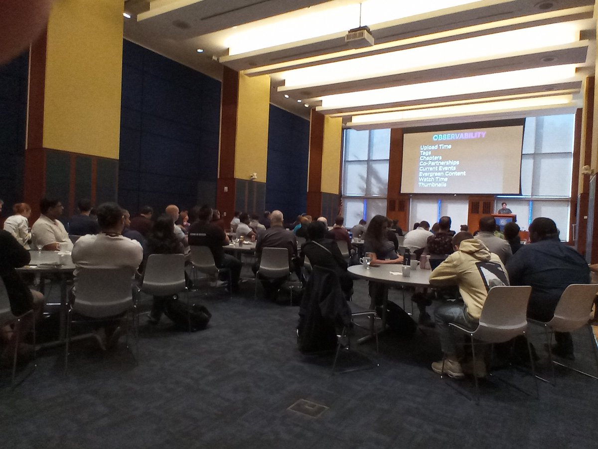 AgileTator's tweet image. Great talks at @DevOpsDaysPHL 
#DevOpsDaysPHL in Philadelphia today!