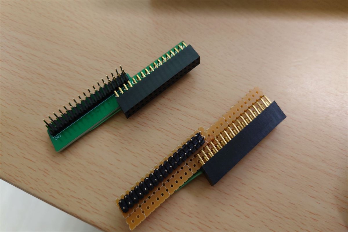 Harumakkin's tweet image. FS-FD1Aドライブ換装用の基板作りました
TEACのFD-235HGに乗せ換えるためのものです
以前に万能基板で作成したものがあるのですがキレイに作りたくてどうしても。
ただ基板が小さすぎてジャンパーワイヤ６本必要ですが、、、
#MSX #FDD