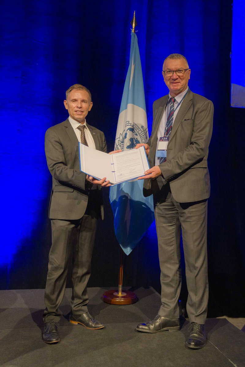 INTERPOL_CBT's tweet image. 🤝🌐 A warm welcome to the French National Police Academy, the newest member of the INTERPOL Global Academy Network! 

Partnership sealed at the 18th International Law Enforcement #IPCrimeConference. 

Strengthening global law enforcement together! 

#IGAN #INTERPOL #IIPCIC