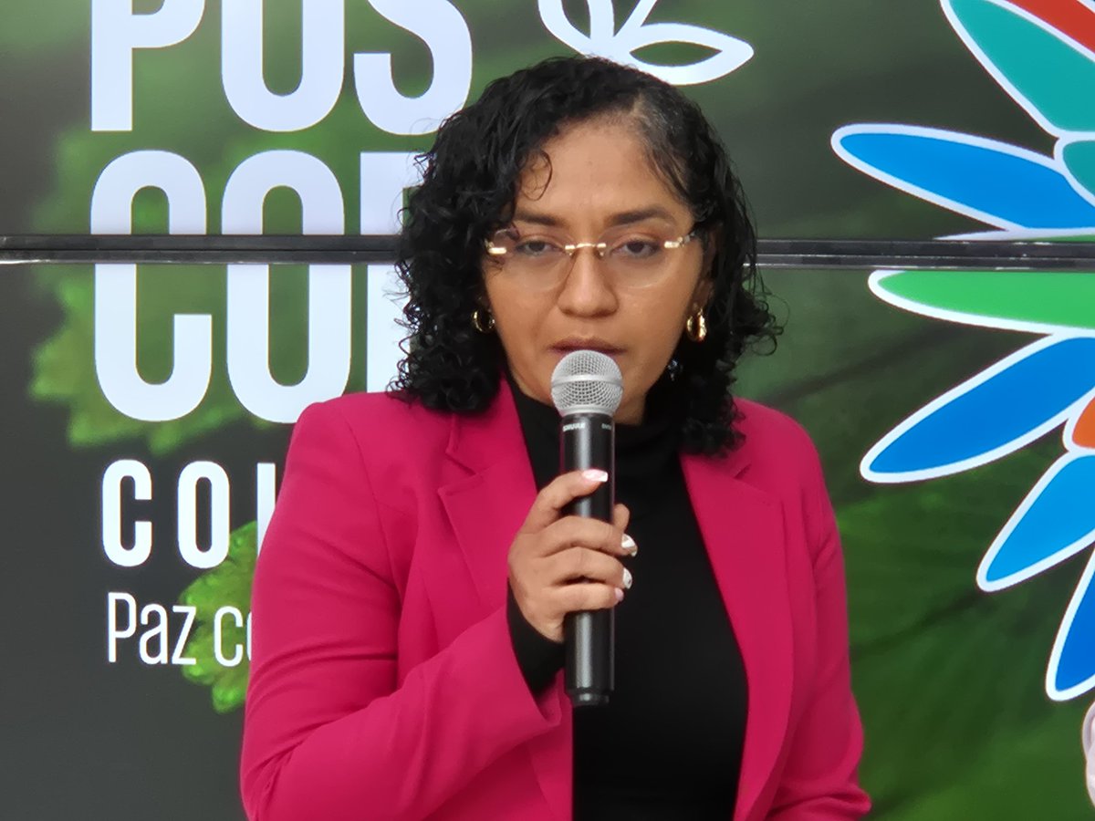 ESAPOficial's tweet photo. ¡Ya estamos en vivo! 🔴
La #PosCOP inició desde la sede central y en este primer día tenemos una agenda de debate y análisis al rededor de los avances y retrocesos frente a la #COP16🌿
👉🏼 Sigue la transmisión en: https://t.co/PMZ25rokdl https://t.co/Qp0jVmWjGS