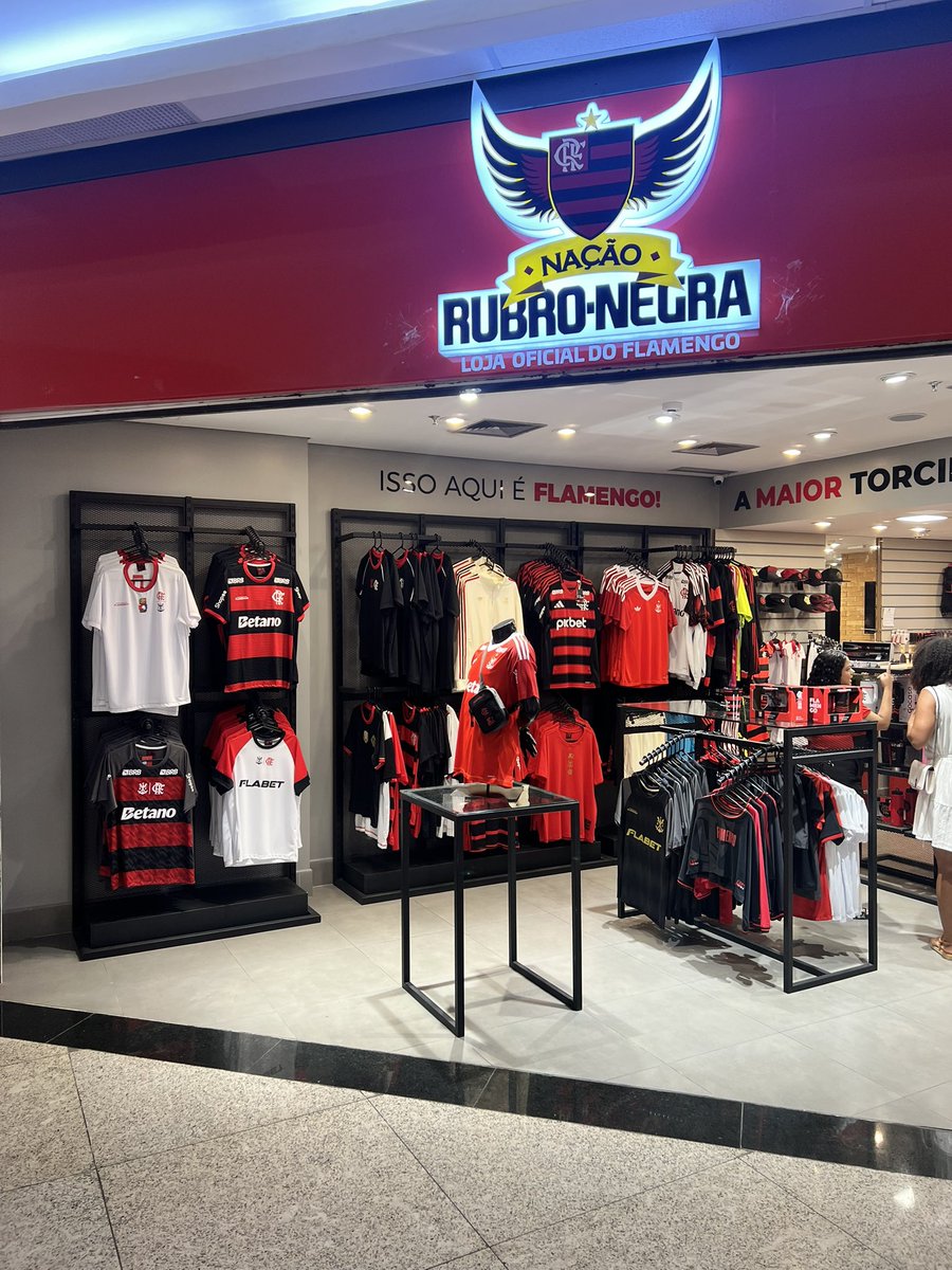 Camarada Wood tweet media