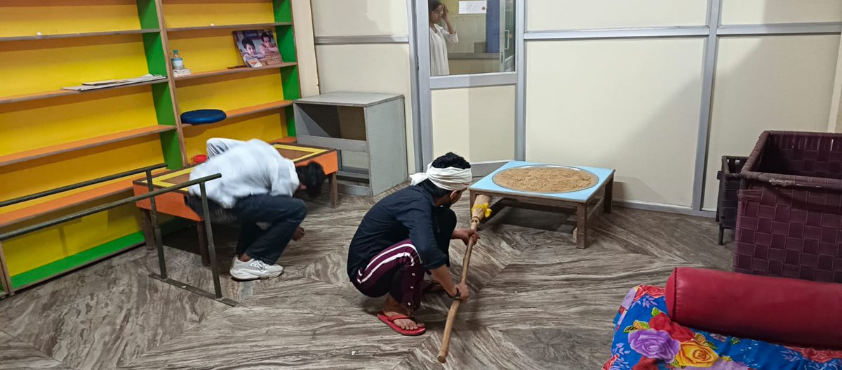 SASRIndia's tweet photo. 30-October-2025: Our #CleanlinessDrive at the community may have ended, but the #Shramdaan for #Swachhata continues at our Therapy and Remedial Education Clinic.  Our teachers and trainees continue to spread the spirit of service &amp; unity!

#SwachhataPakhwada #SASRIndia https://t.co/E7bjLAHVuC