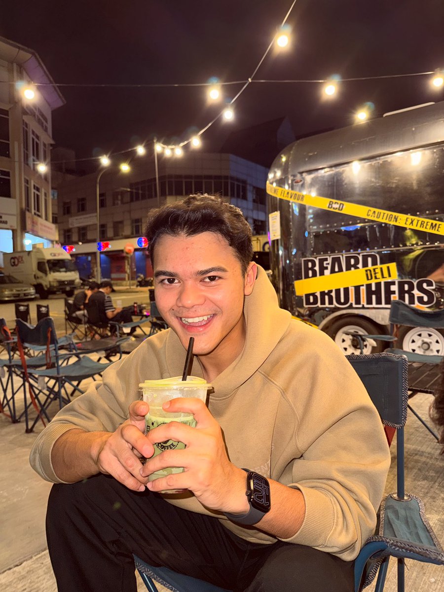 AliffAhmed's tweet photo. Matcha-holic https://t.co/qUqNvNo7QQ