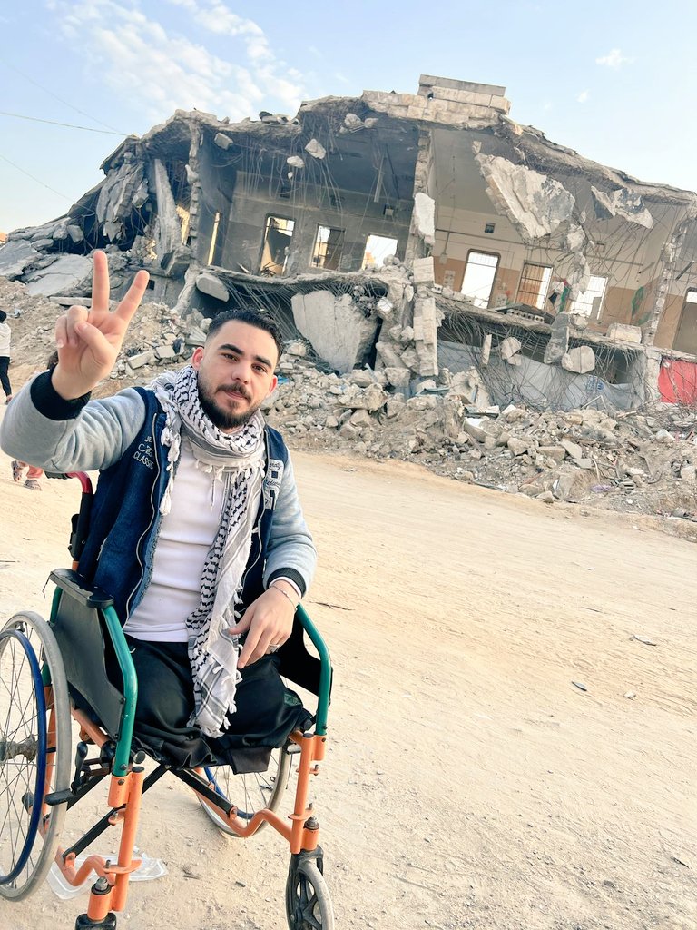 MajaydaZ's tweet photo. I'm Palestinian. This land is mine. 

I'm not an occupier.

If you believe me, please leave a dot. It's just a dot. https://t.co/HTYbG0Jjd4