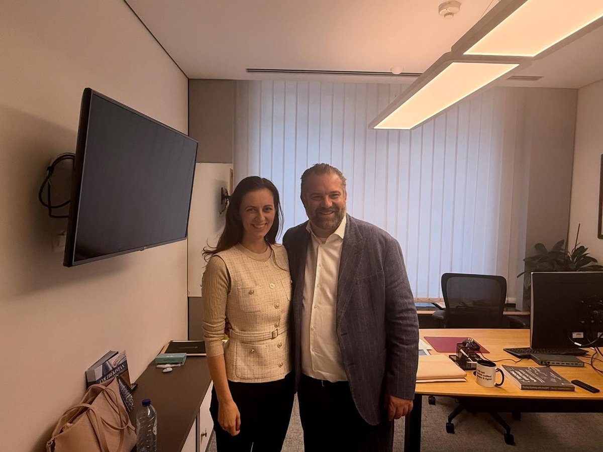 🇧🇬✨🇩🇪Catching up with my good friend and Austrian School economist Steffen Krug.
💡 It’s always refreshing to exchange views with brilliant minds who dare to challenge mainstream EU dogmas and bring reason to Europe’s financial debates!
