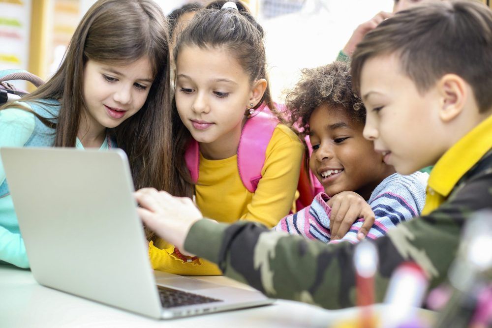 Ciudades amigas te enseña a usar su herramienta web para grupos locales de participación infantil y adolescente, diseñada con <a href="/lab_possible/">Possible Lab</a>
  
👉buff.ly/LHMca7l