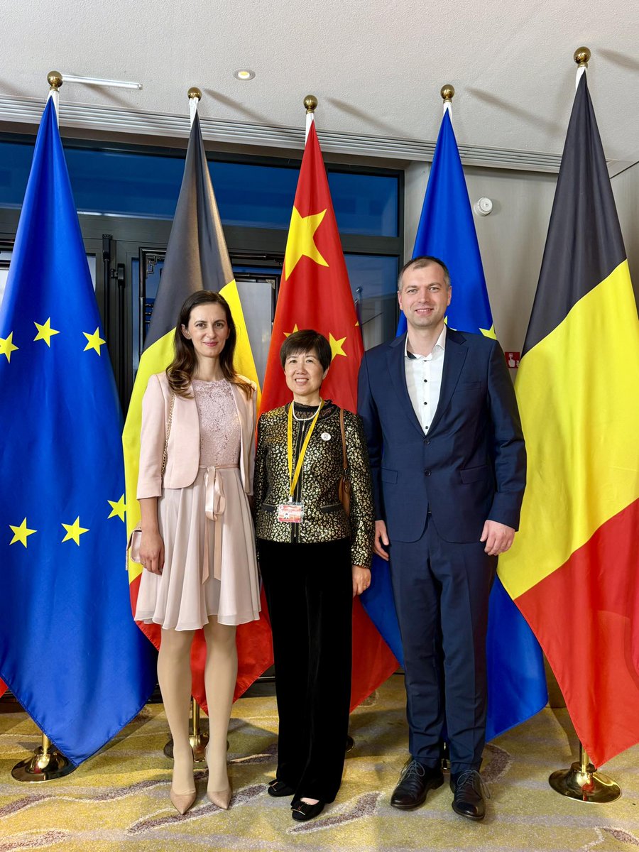 🇨🇳 I had the honour of being invited by the Mission of China to the European Union for the celebration of the 76th anniversary of the founding of the People’s Republic of China.
The strong ties between Europe and China are extremely important, not only in the economy but also for