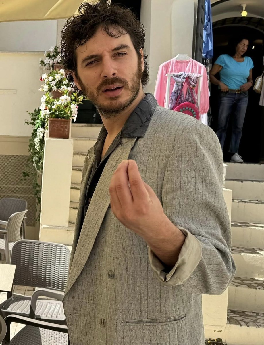 bennyyz_'s tweet image. buon pomeriggio da @pierspollon che ci ha postato un carosello iconico 
(+#Spollondì alla settimana)
come sempre grazie e rita de crescenzo mi era mancata nei caroselli
#Spollonverso #HotelCostiera