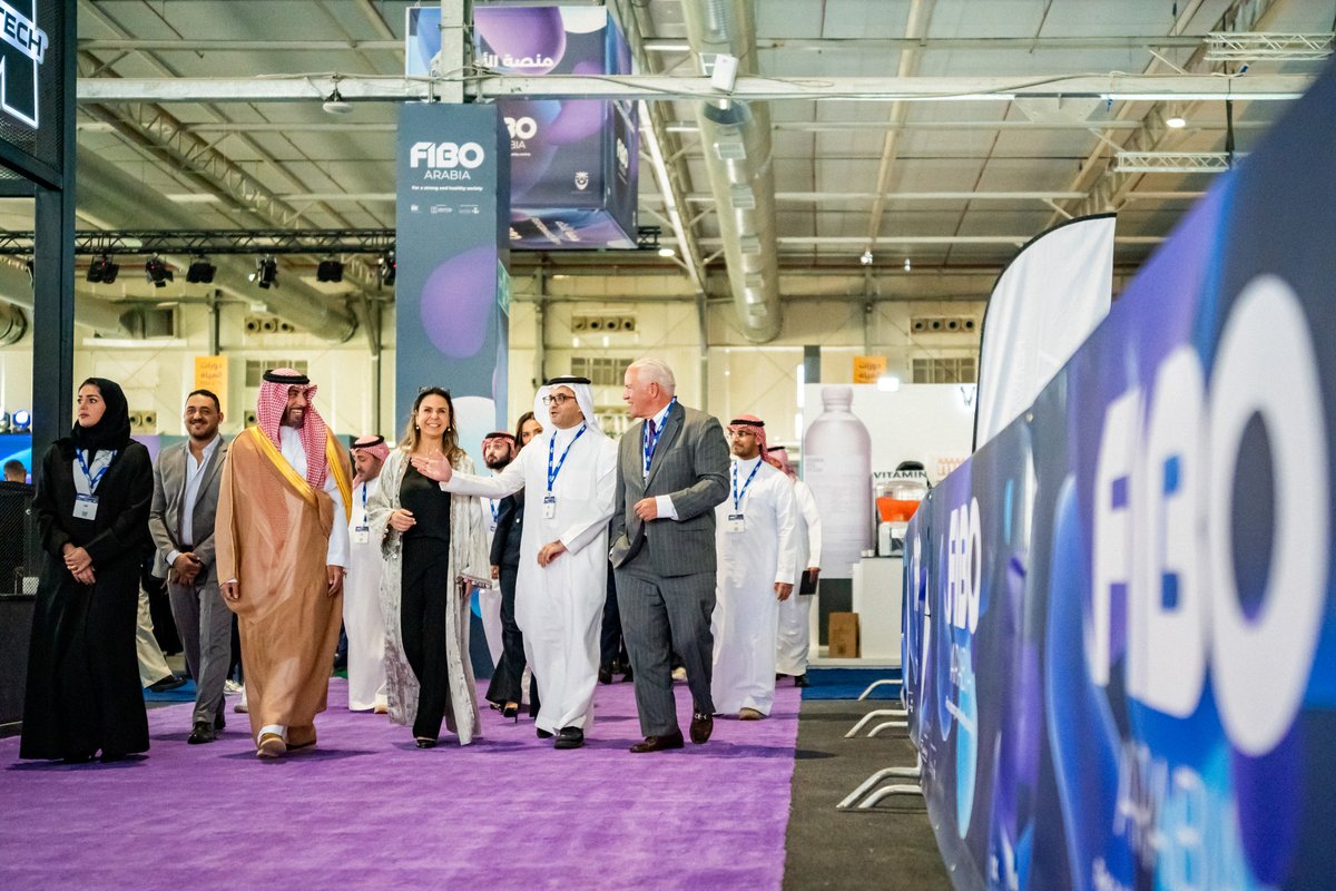 FiboArabia's tweet photo. Doors are now open!  The inaugural FIBO Arabia 2025 kicks off with a grand opening ceremony. The show today begins with a powerful message: a healthier, stronger, and more active society for all.  

#fiboarabia #fiboglobal #fitforfibo #fitness #wellness #saudiarabia #riyadh #fitnessevent #sportsbusiness