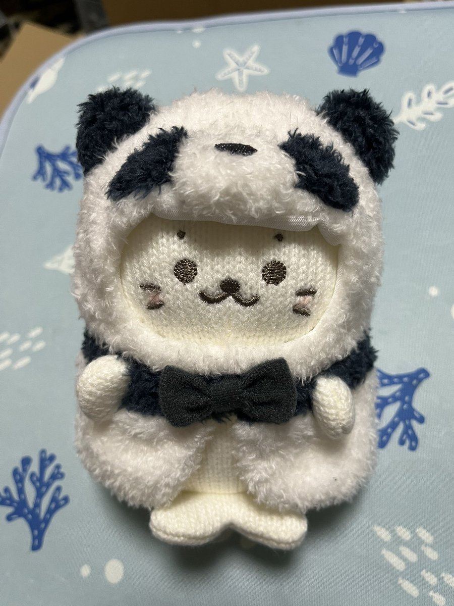 🐼本日のお買い物🐼

新しいシャオレイのグッズ
ゲットしました👏✨
個人的にはシャオくんのキーホルダー？が
お気に入りです🐼💓

帰りに原宿のしろたんショップに行ってきました🦭💕
できたの知っててやっとお買い物に行けました💓
パンダちゃんのコスプレしろたん尊い💓

#上野動物園 #しろたん