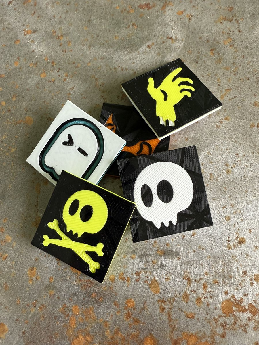 Forgework_'s tweet image. Spooky tiles for your Framework Desktop are now available!