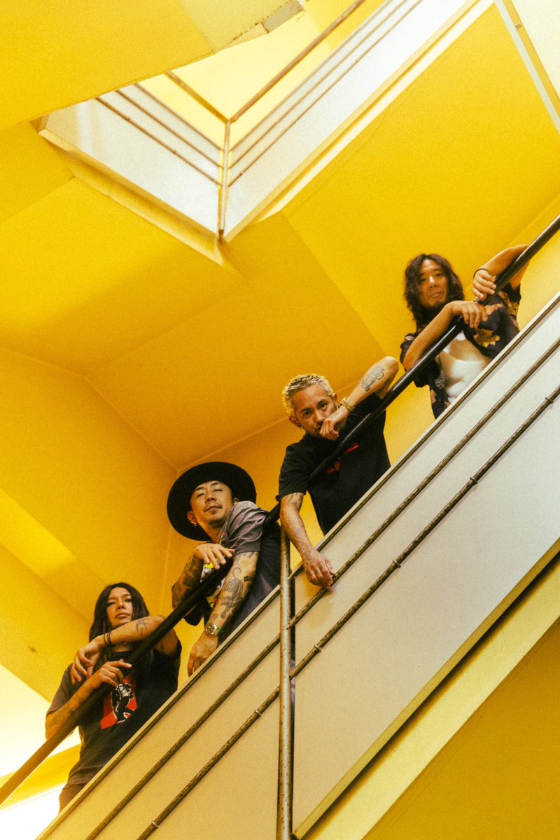 The BONEZ ザボーンズ バンド 邦ロック XLサイズ 裏起毛 The BONEZ ザボーンズ バンド 邦ロック XLサイズ 裏起毛