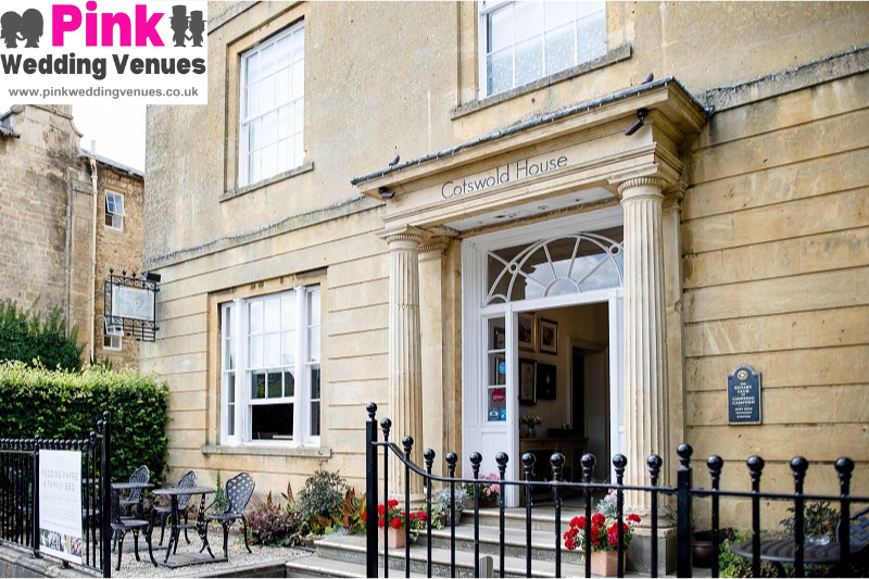 Pink Wedding Venues tweet media