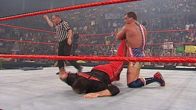 wrestle_hist's tweet photo. 10/1/2001
Kurt Angle defeated Shane McMahon by submission to retain the WWF Championship on RAW from the Riverside Centroplex in Baton Rouge, Louisiana.
#WWF #WWE #WWERaw #KurtAngle #OlympicGoldMedalist #ShaneMcMahon #ShaneOMac #HereComesTheMoney #WWFChampionship https://t.co/LA1jC4maCj