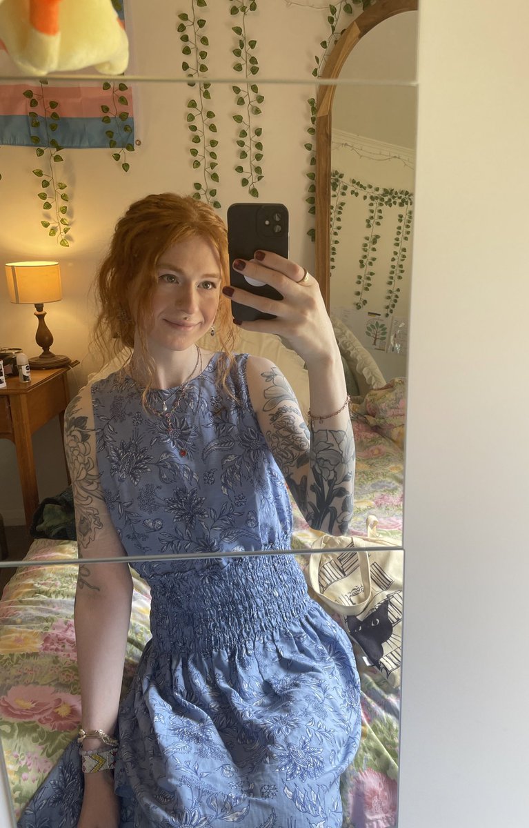 girl who needs a field to frolic in 🌻