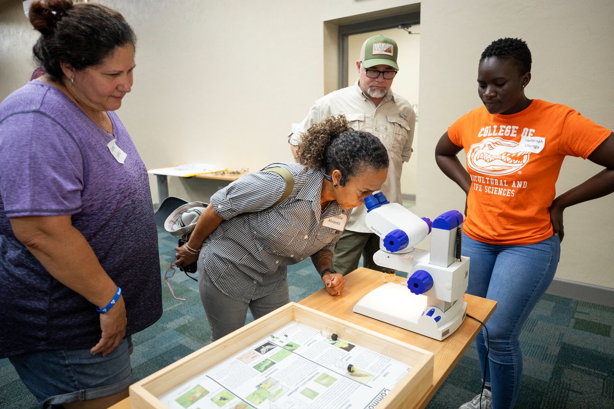 XavierMartini's tweet image. Our #organic field day last week was terrific. Small and organic growers were able to learn about whitefly management, grafting, and soil amendments compatible with OMRI practices—great collaboration with Extension agent Tatiana Sanchez-Jones and @FruitVegIPMLab.
#Extension