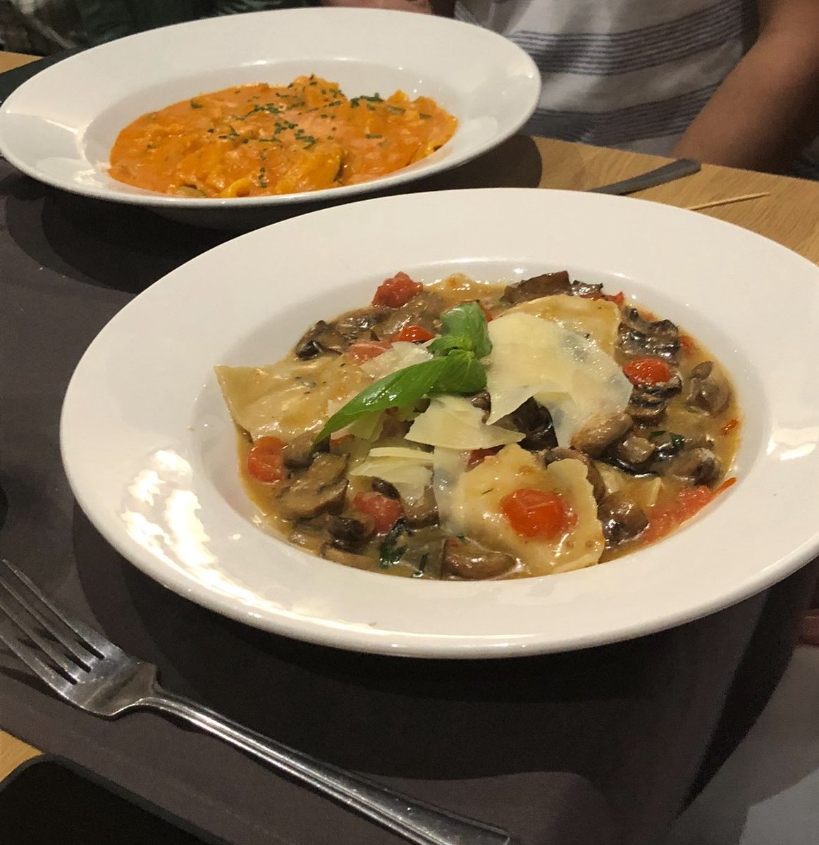 Croydon Eats Out tweet media