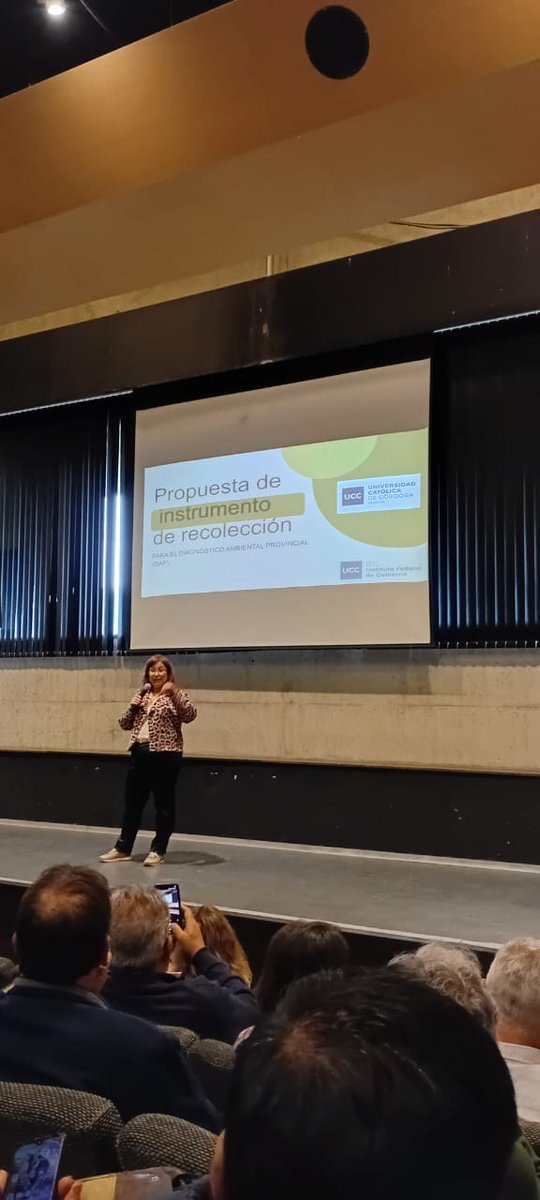 🌱 Hoy estamos presentando la propuesta de mejora metodológica del instrumento de recolección de información para el Diagnóstico Ambiental Provincial (DAP) del <a href="/MinAmbienteCba/">Ministerio de Ambiente y Economía Circular</a> en la jornada Compromiso Climático Córdoba