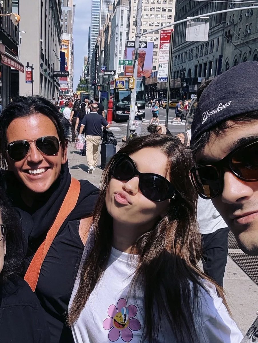 Bebeksin sen bebekkkk 😍 #AfraSaraçoğlu 🤍🌸