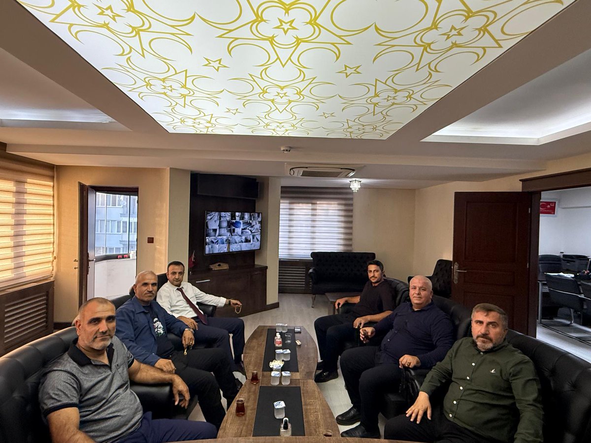 ebs27gaziantep's tweet photo. Yönetim Kurulu toplantımız hayırlara vesile olsun, Rabbim birlik ve beraberliğimizi daim eylesin inşallah. https://t.co/eu19Q0NpAI