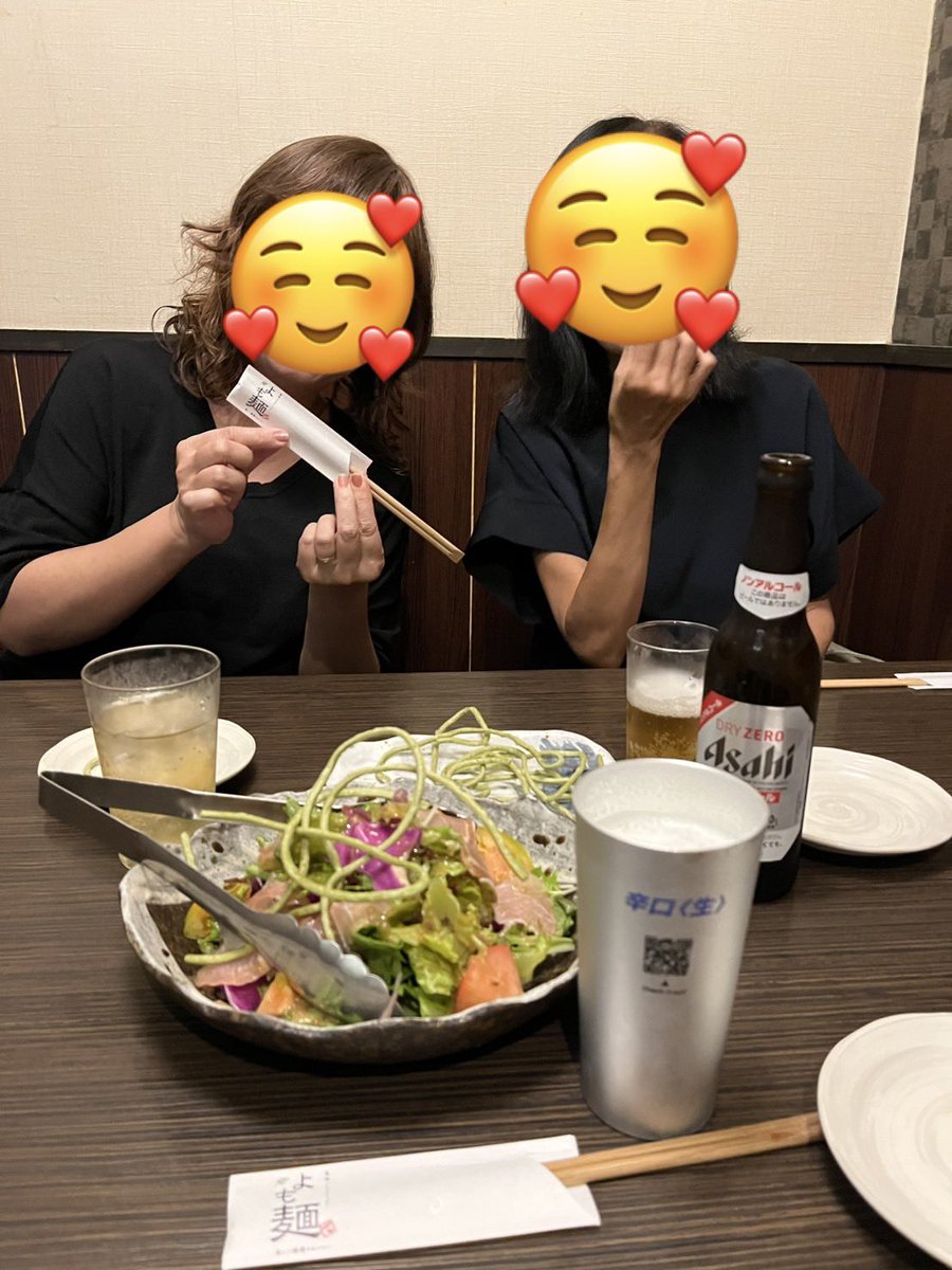 dousentou3105's tweet image. 春以来なのに*.ﾟ今夜の親友集合を夕べ忘れてたの我ながらヤバすぎ忙しすぎるよ注意報発令中(￣▽￣;)よも麺12人前テイクアウトしたの私達で～す!今KKT界隈で超有名人けんけん✌️どんな時でも町ボラ活チラシ配りますっ𝄞⸝⸝꙳
#熊本県
#大津町
#居酒屋てんき さん
#よも麺
#店主けんけん