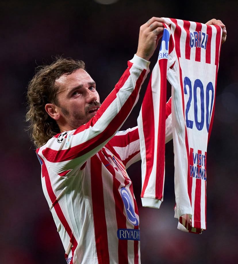 world Griezmann tweet media