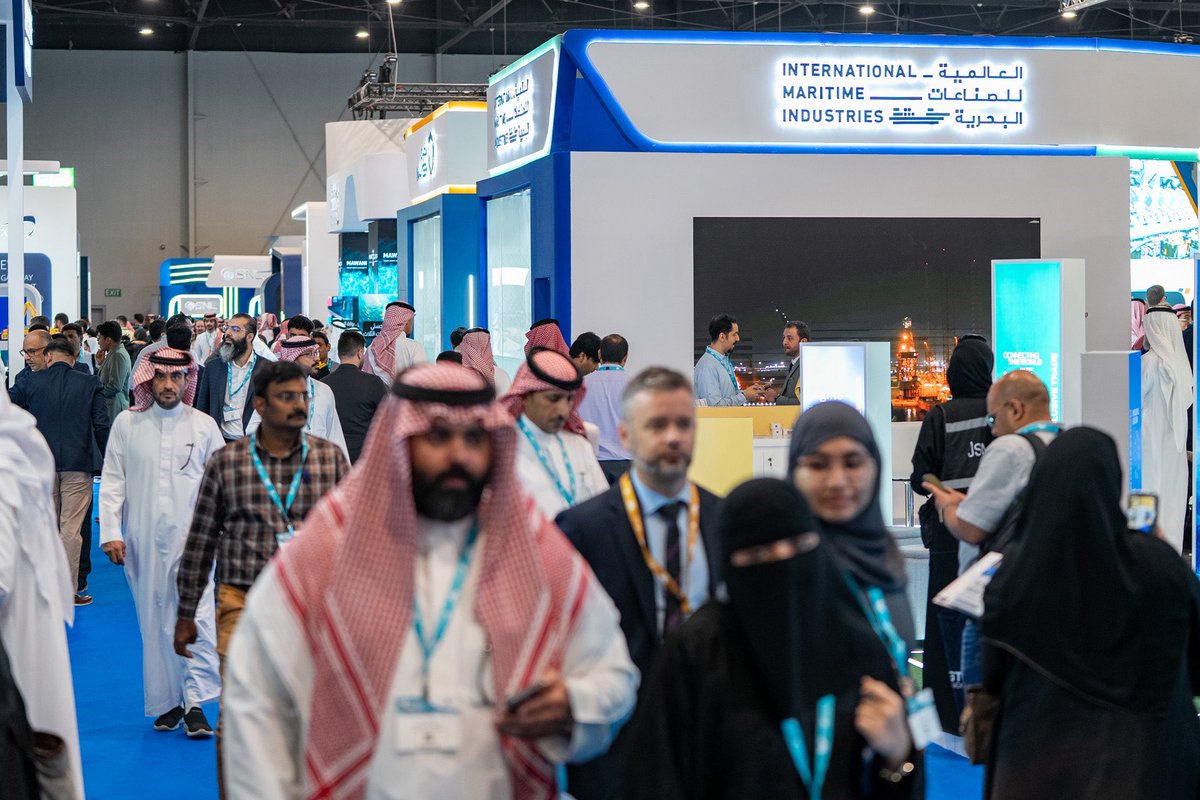 SaudiMaritime's tweet photo. Wrapping up Day 1 at SMLC 2025! Here's a recap of the key moments, insights, and innovations from today.

اختتام أعمال اليوم الأول من #المؤتمر_السعودي_ البحري_واللوجستي2025

إليكم أبرز المشاركات والرؤى والابتكارات التي شهدناها اليوم. https://t.co/zKRwo0YEWF