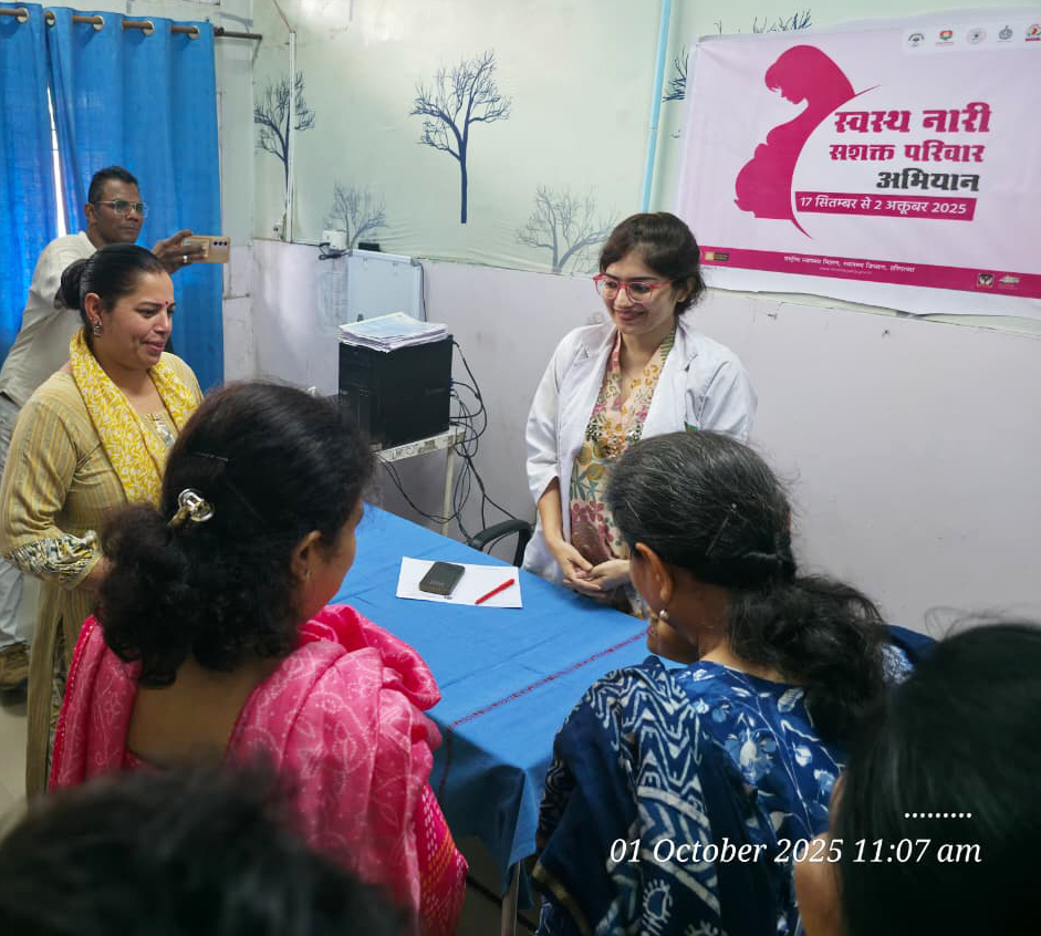 NHMHRY's tweet photo. Glimpses of the celebration of स्वस्थ नारी, सशक्त परिवार अभियान (17 September to 2 October 2025) in District @PanchkulaHealth (Haryana).
#SwasthNariSashaktParivar #SNSP #HealthforAll #NHMHaryana https://t.co/1PxxBSL0sL