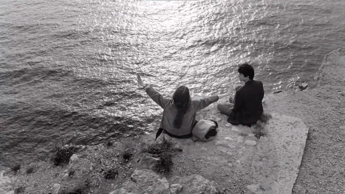 jotauelleia's tweet photo. terra estrangeira (1995)
dir. walter salle, daniela thomas https://t.co/r215xKrFl8