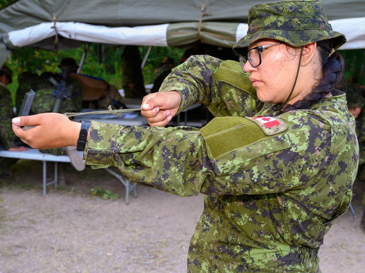 This is #WomensHistoryMonth. Canadian women have long answered the call to service, even before they were allowed full participation in the #CAF. To those who paved the way for inclusion, and the resilient women following in their footsteps, thank you.