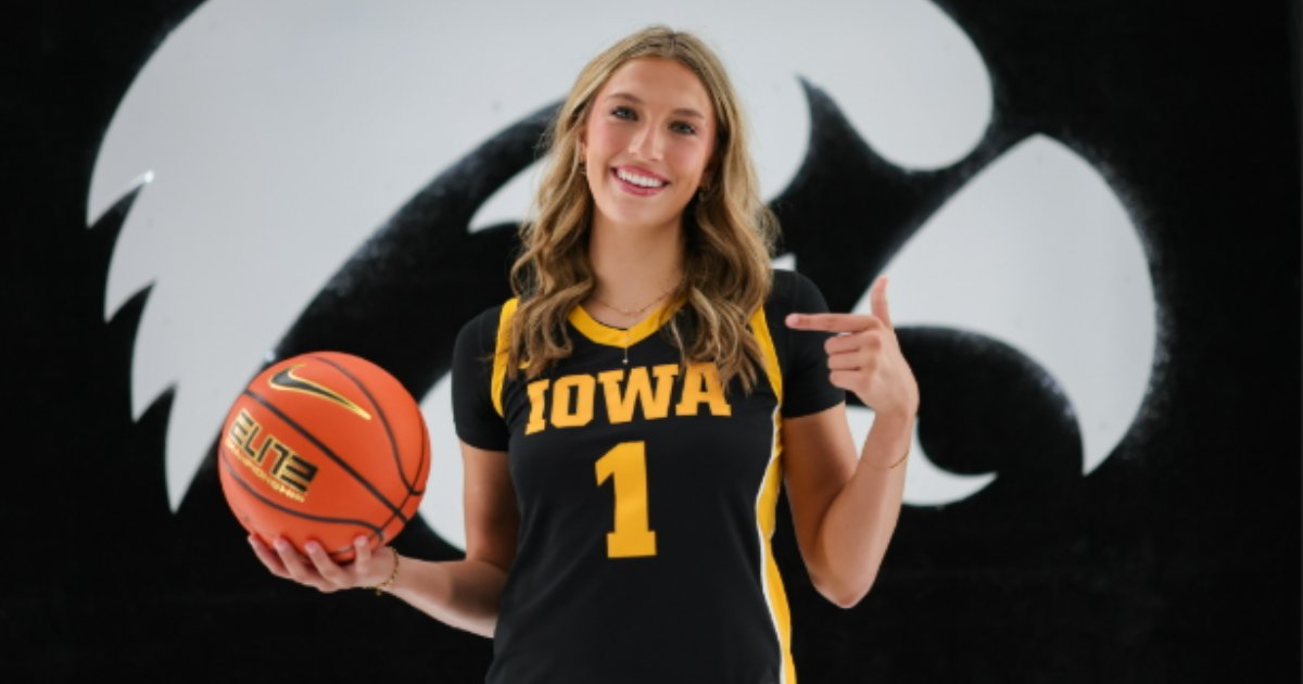 NEW: Iowa Women's Basketball lands five-star forward McKenna Woliczko

- Rated as the #6 player in the country by <a href="/Rivals/">Rivals</a> 

- Chose Iowa over South Carolina, USC and Ohio State

"All those people supporting women’s basketball. I thought that was super cool"

MORE🏀: