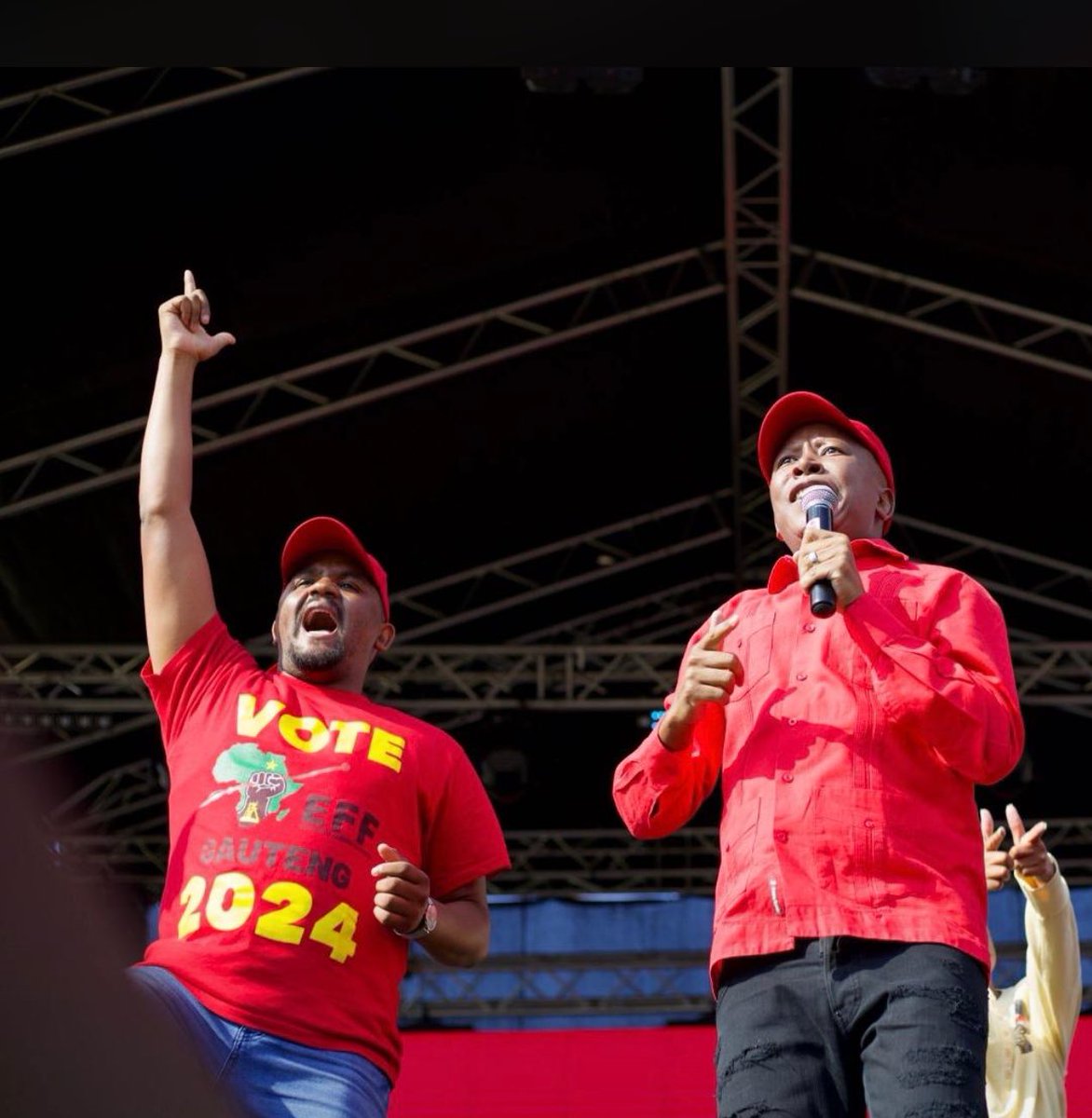 Leko_Dunga tweet media