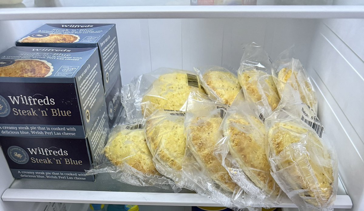 A fresh delivery from #wilfreds pies. <a href="/qvcuk/">QVC UK</a>  #swansea #gower <a href="/andipeters/">Andi Peters</a>