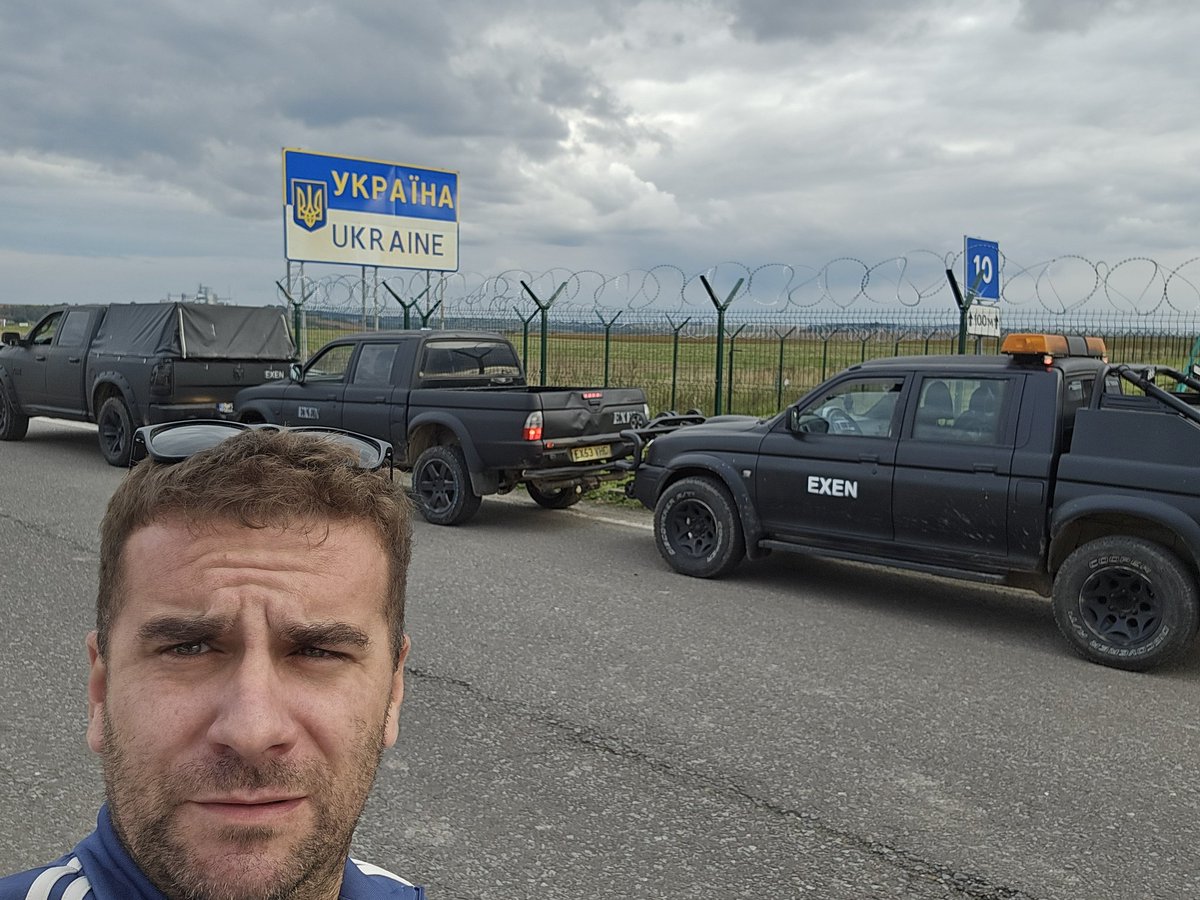 5th trip to the frontline in 5 weeks! Because why not? 💪💪

🇵🇱🇺🇦
pomagam.pl/en/4x4dlaukrai…
