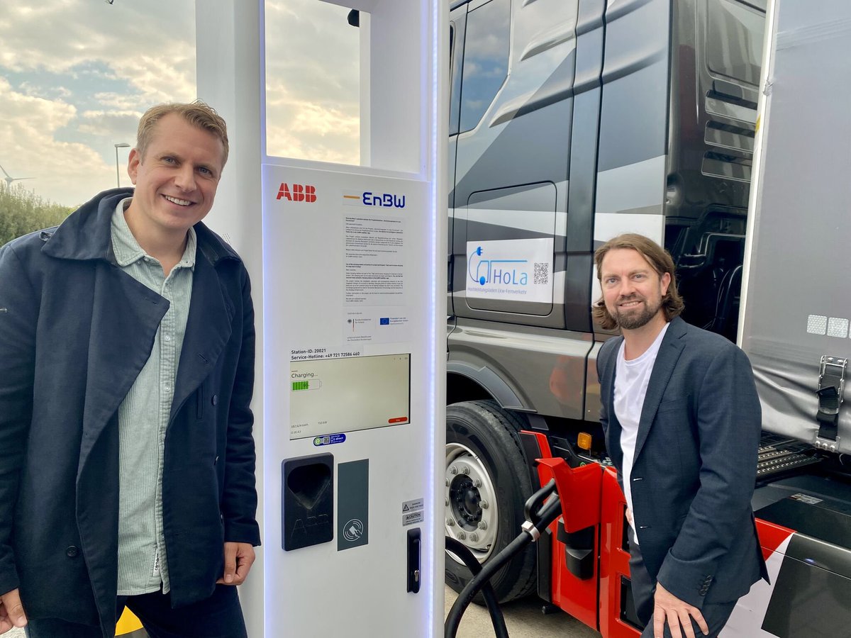 electricfelix's tweet image. Have You Ever Seen An ABB Charger Hit 710kW?
⚡️⚡️⚡️
The Power of #MCS
#alwaysbecharging